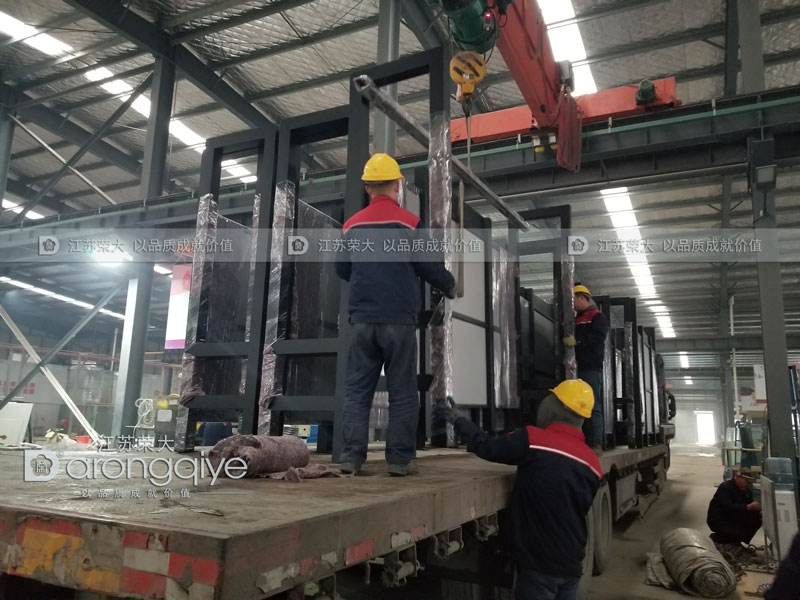 揚(yáng)州分類(lèi)垃圾箱發(fā)貨