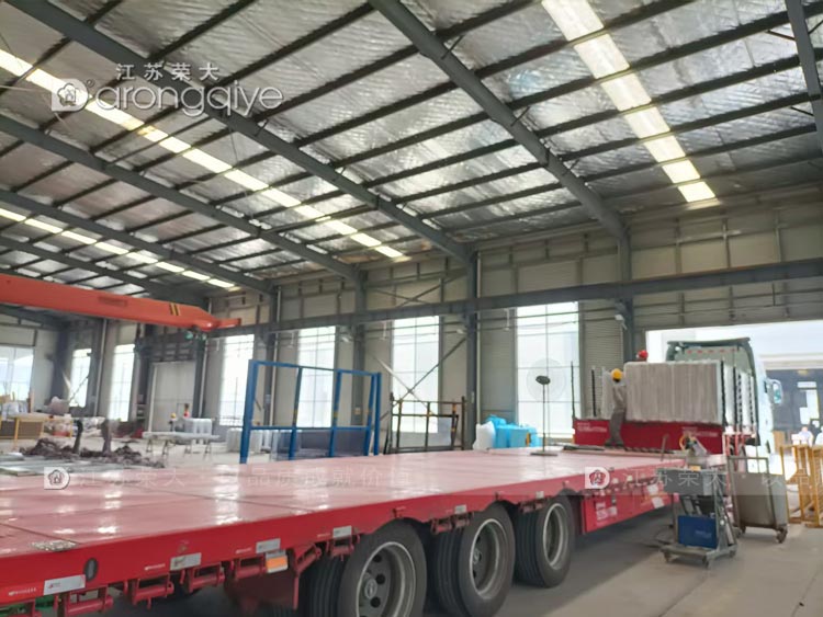 俄羅斯智能公交站臺案例圖一